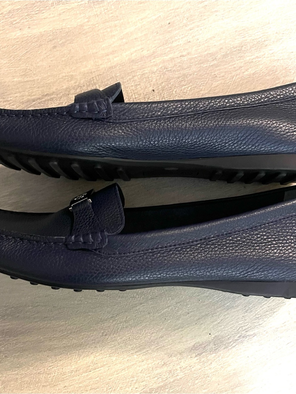 Gianni Bernini Dailyn Women's 11M Navy Blue Leather Loafers - Picture 3 of 6